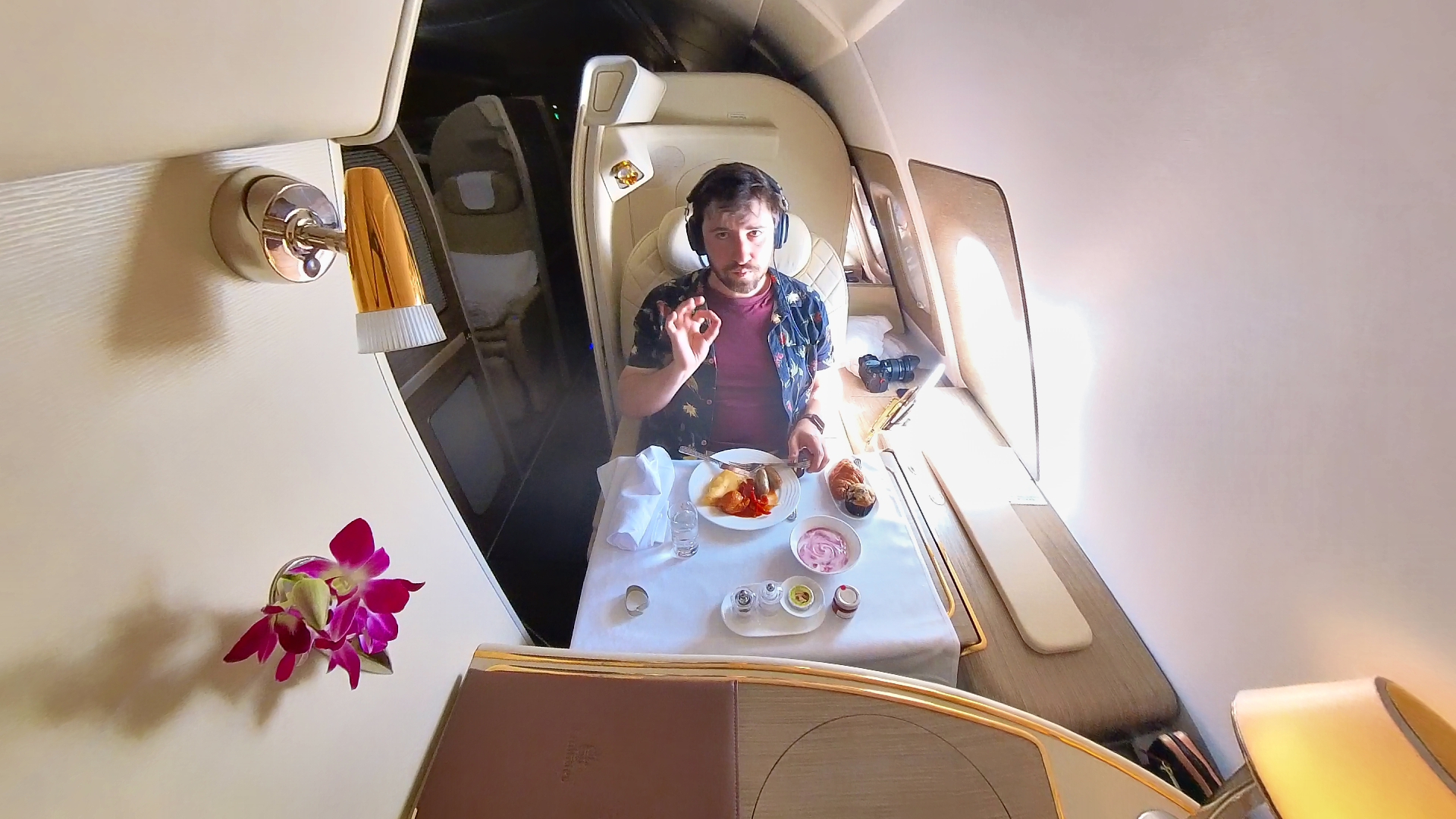 Eating an omelette in Emirates First Class