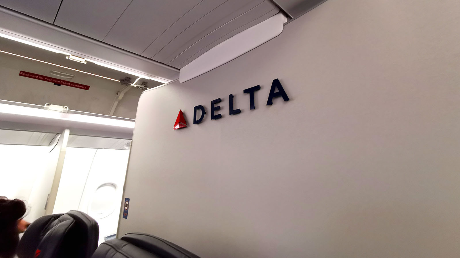 Wall between Comfort+ and Economy on Delta's Airbus A330-900neo