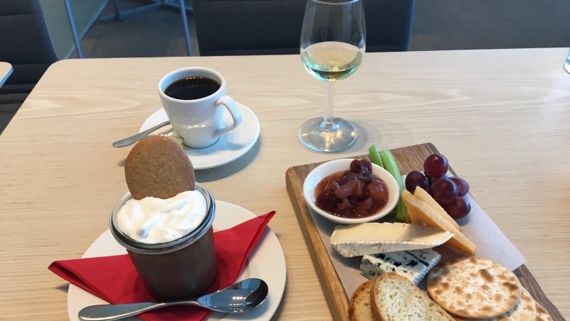 Virgin Atlantic dessert and coffee